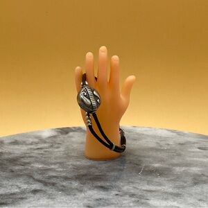 VIntage black leather straps bracelet silver beads - 00G092